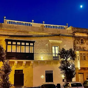 https://the-suites-siggiewi.qawrahotelsmalta.org