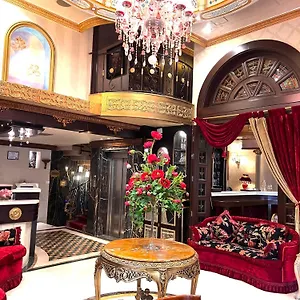 Hotel Q