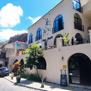 Hotel Château Georgette Pombas