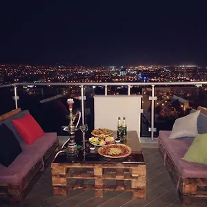 كينغ توم 3* تبليسي