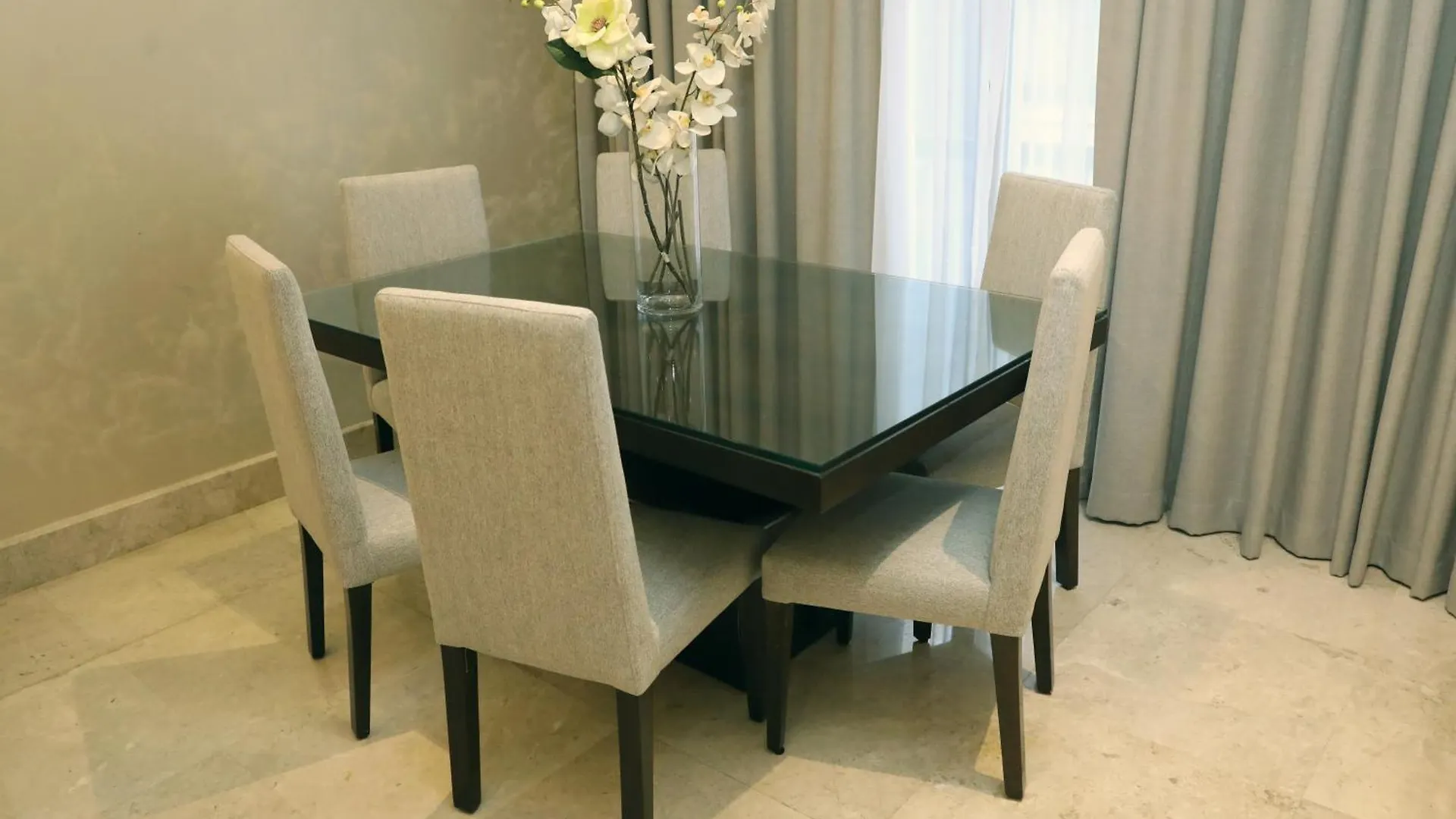 Imperial Suites Hotel Beirut