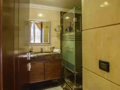 Imperial Suites Hotel Beirut