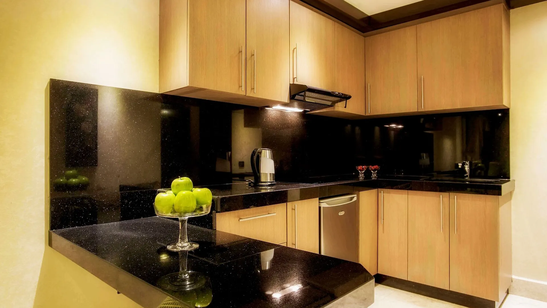 Imperial Suites Hotel Beirut